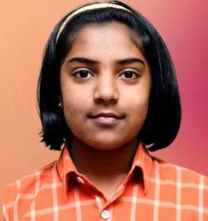 VK Pandian and Sujata Pandian daughter Nayantara Karthikeyan.