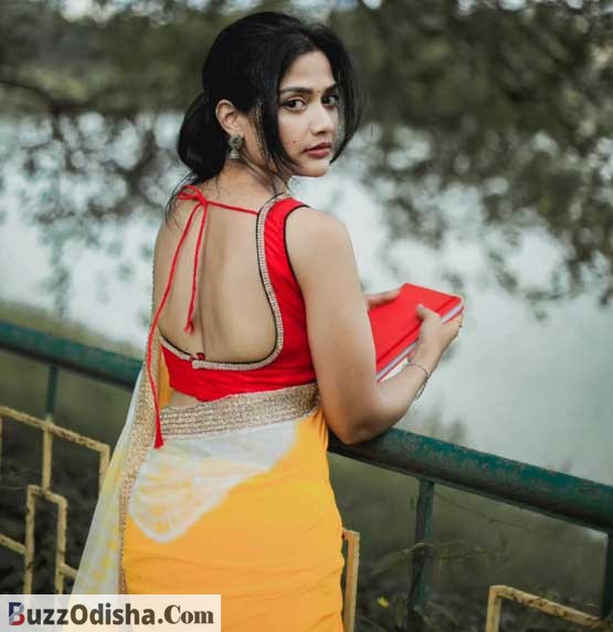 Sandhya Rani Behera looks pretty